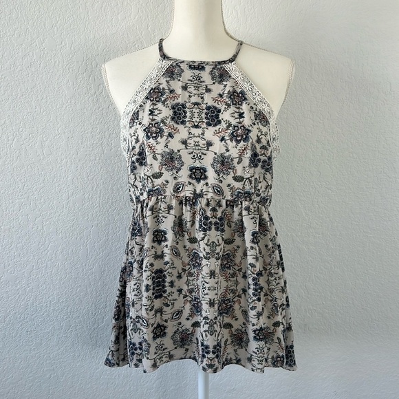 Maurices High-neck Sleeveless Halter Top Size Medium - Picture 1 of 11